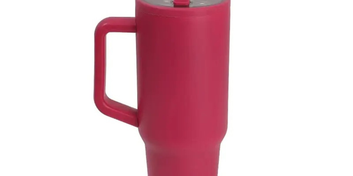 Stay Hydrated in Style with Xiaoyu’s Insulated Drink Bottles