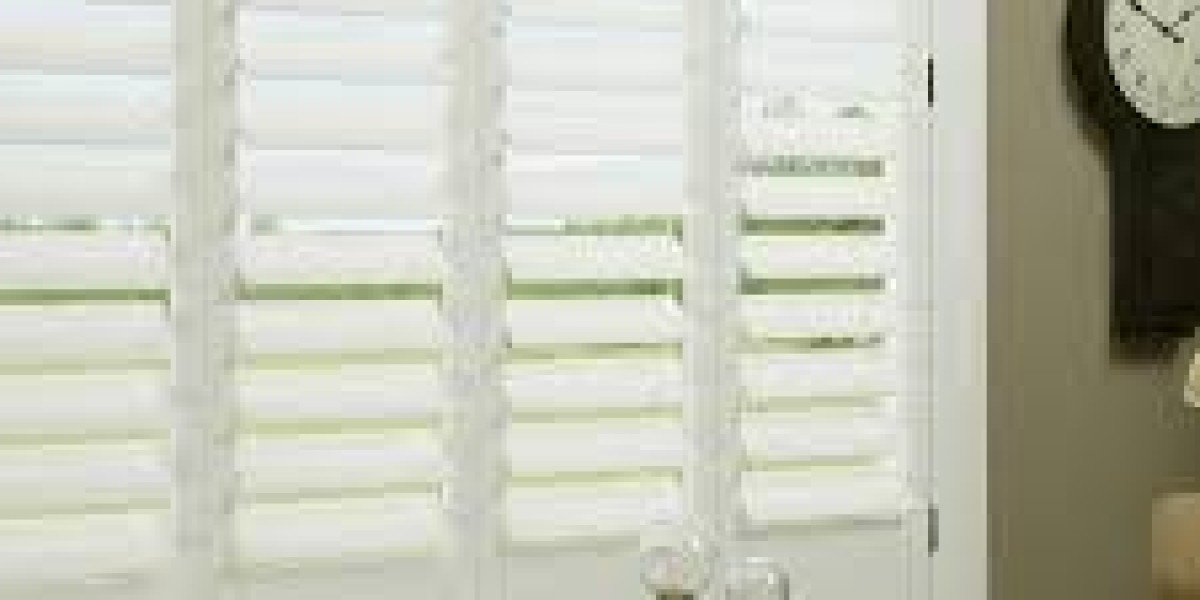 Small Window Curtains: The Perfect Style Solution for Compact Spaces