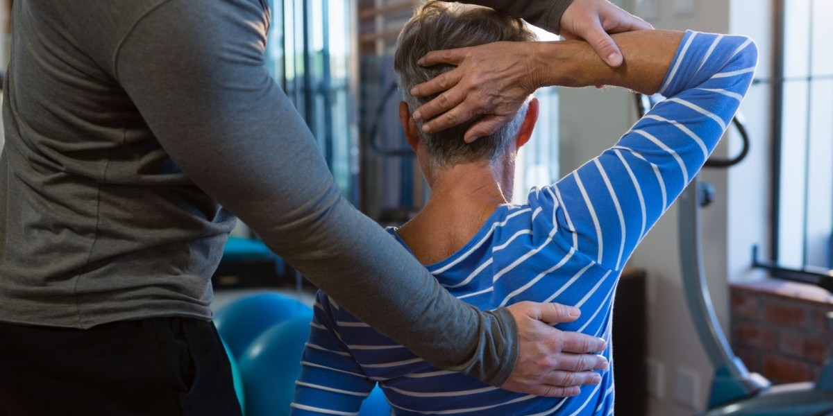 Top Back Pain Specialist Etobicoke for Lasting Relief