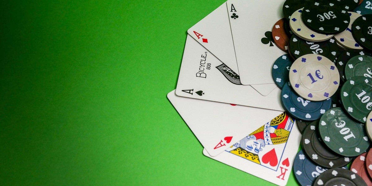 Blockchain-teknologiens indflydelse på online gambling: Hvordan decentralisering og gennemsigtighed vil ændre landskabet