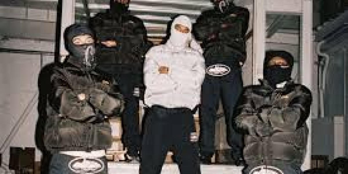 Corteiz Windbreakers – Lightweight City Layer with Edge