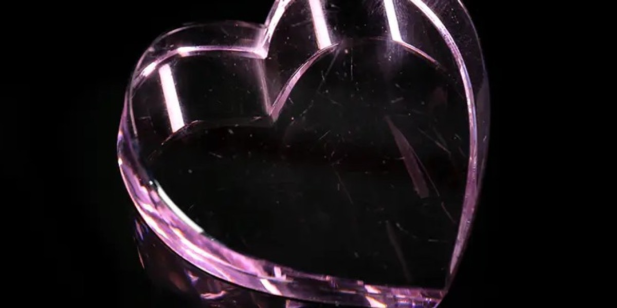 How Manufacturing Precision Affects Crystal Engraving Results