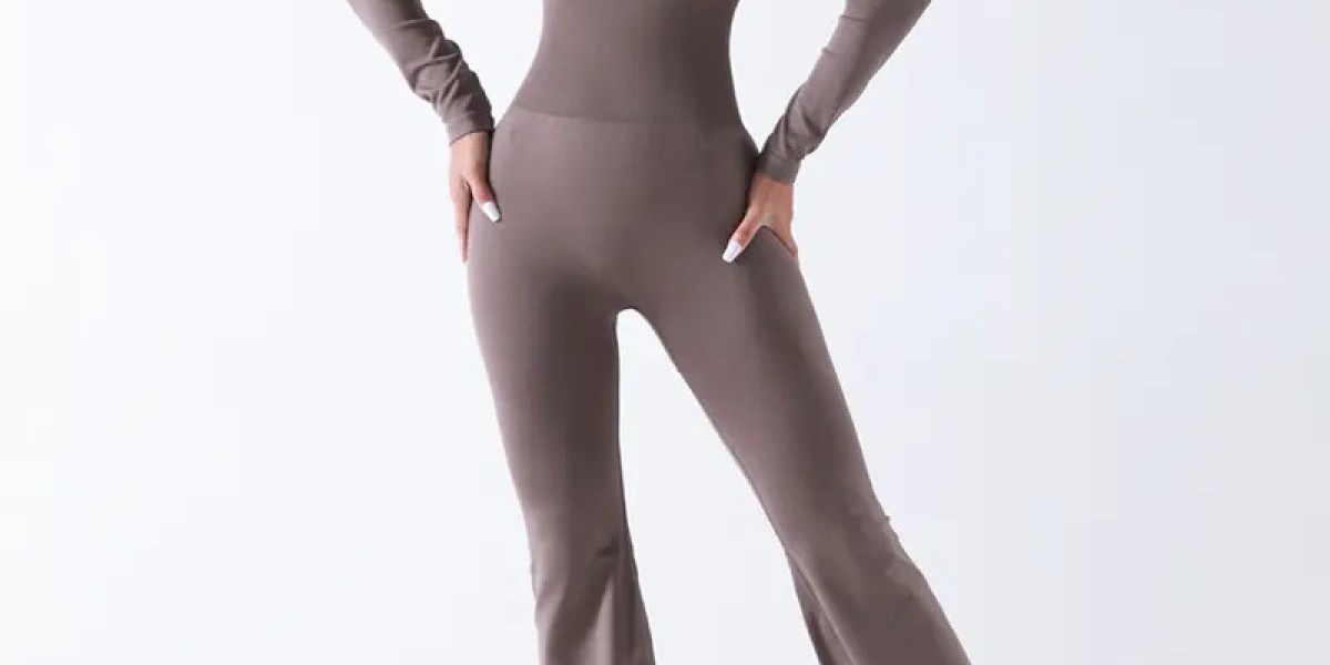 How Fabric Choice Impacts Your Performance During Yoga Flow