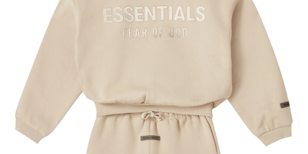 Essentials Clothing Canada Latest Collection and Style Updates
