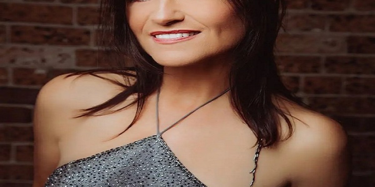 Best Live Music in Belmore – Jo Elms at Canterbury League Club