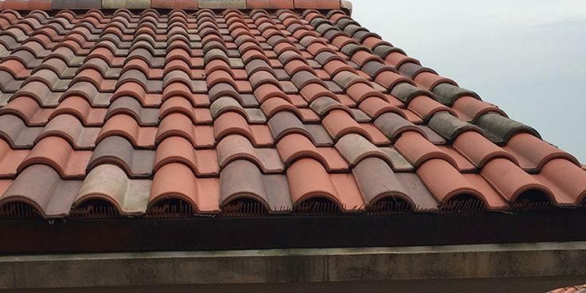 Are Chuanya Maintenance Techniques Essential for Traditional Roofs