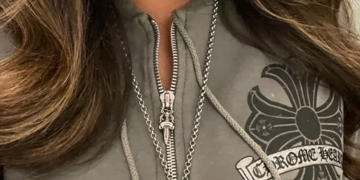 Chrome Hearts T-Shirts Making Statements In Urban Fashion