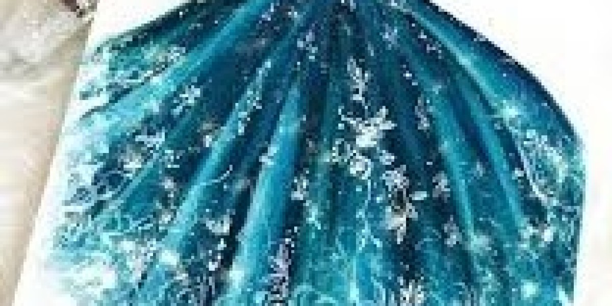 The Art and Elegance of Pakistani Designer Dresses: A Comprehensive Guide