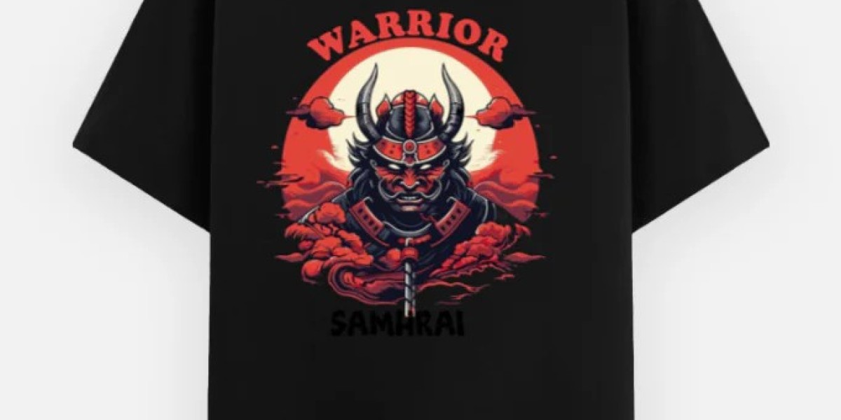 What Fashion Trends Suit Both Young and Mature Women?