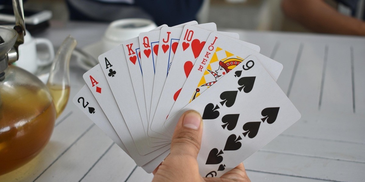 Virtual Reality Casinos: The Next Frontier in Immersive Online Gambling Experiences and Their Impact on Player Behavior 