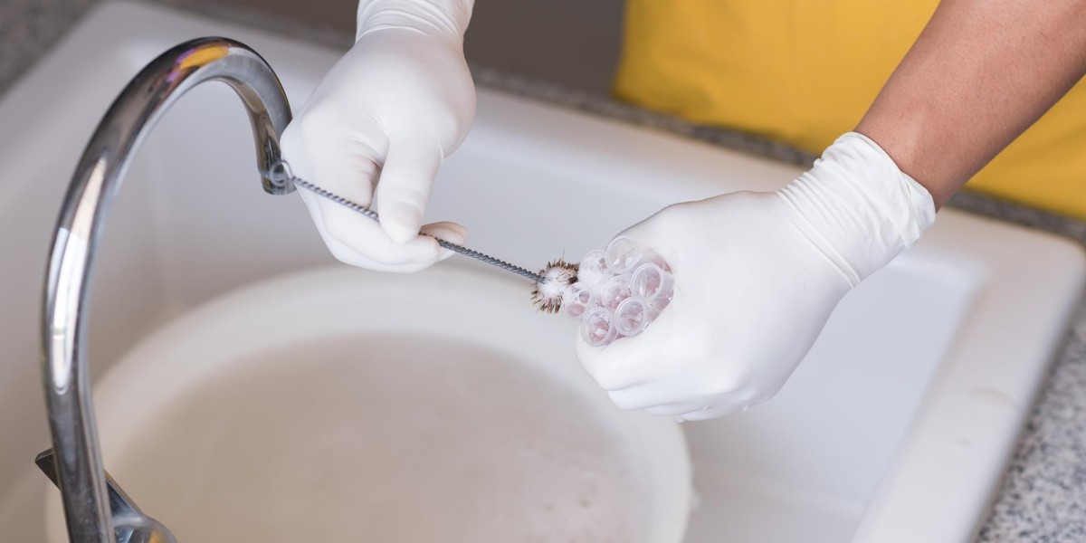 How to Handle Carbon Tetrachloride Safely in the Workplace Without Compromising Health?