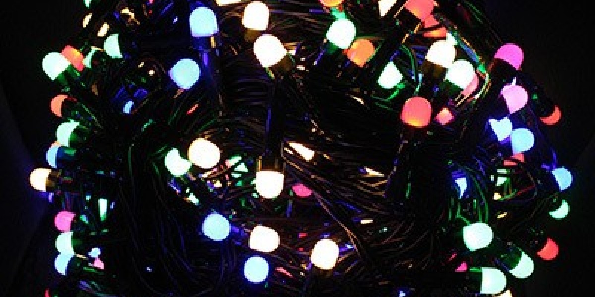 Creative Holiday Environments With DADI Decorative Lighting