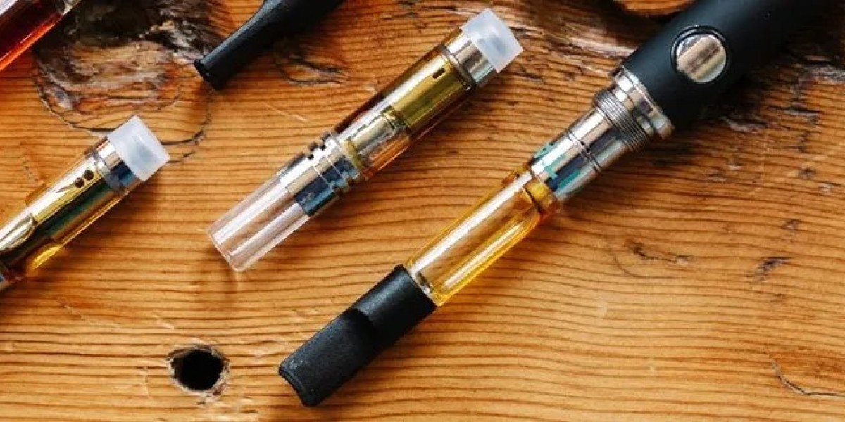 What is a Vape Pen? Ultimate Beginner's Guide to Vaping