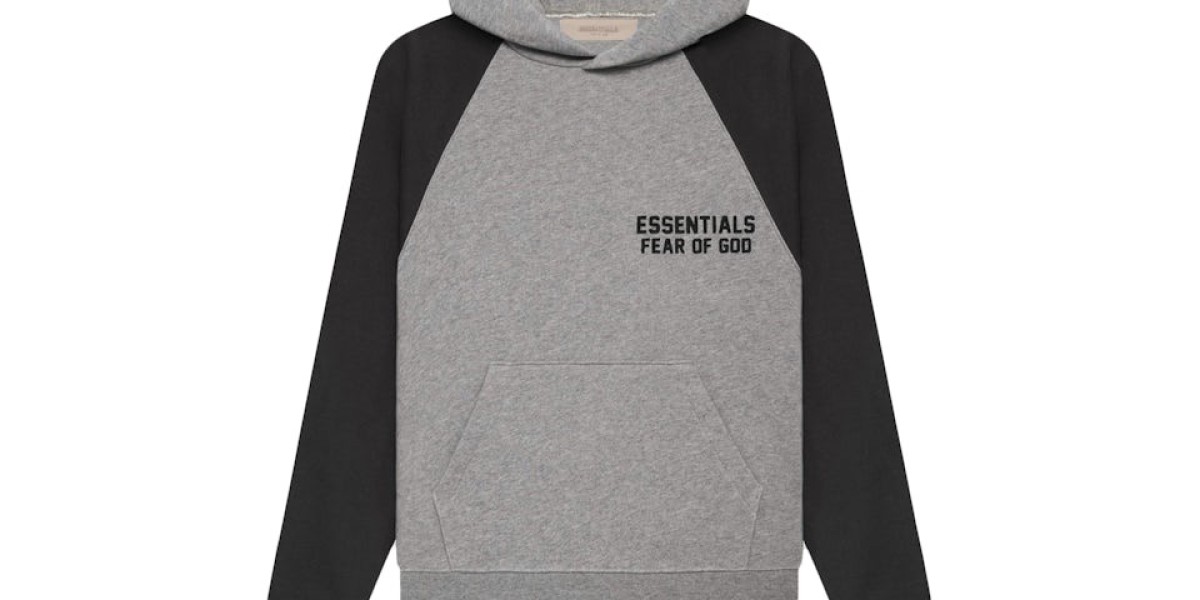 Essentials and Sudadera Essentials for Urban Fashion Lovers