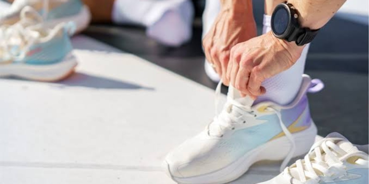 How the Right Footwear Improves Everyday Comfort and Well-Being
