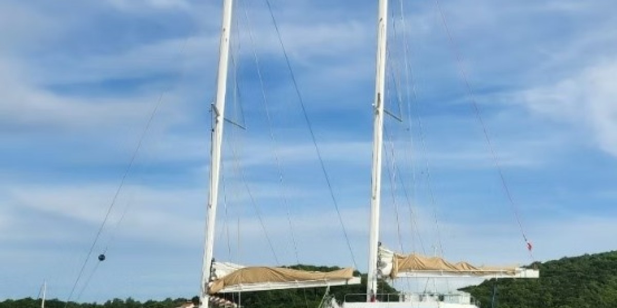 Sunset Catamaran Noumea